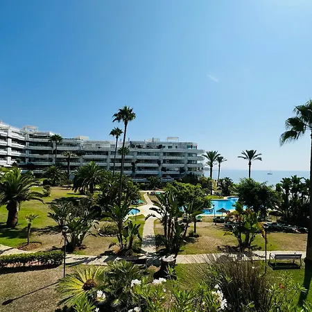 2 Dorm 2 Banos En Primera Linea En Playa Esmeralda