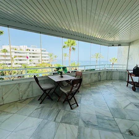 2 Dorm 2 Banos En Primera Linea En Playa Esmeralda Apartment *