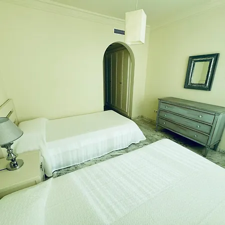 2 Dorm 2 Banos En Primera Linea En Playa Esmeralda *