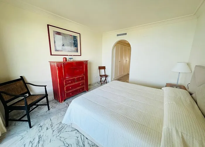 2 Dorm 2 Banos En Primera Linea En Playa Esmeralda Apartmán