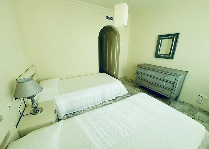 2 Dorm 2 Banos En Primera Linea En Playa Esmeralda *