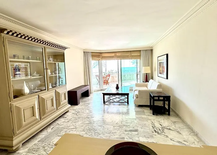 2 Dorm 2 Banos En Primera Linea En Playa Esmeralda Appartamento