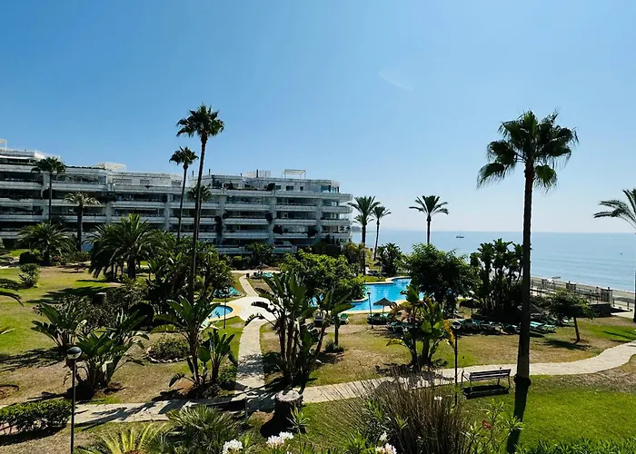 Appartamento 2 Dorm 2 Banos En Primera Linea En Playa Esmeralda Marbella