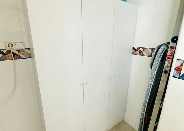 2 Dorm 2 Banos En Primera Linea En Playa Esmeralda Marbella